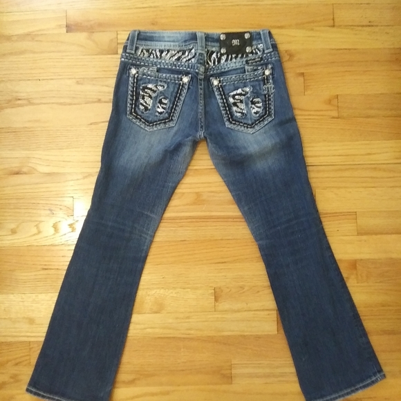 Jeans - Picture 3 of 13